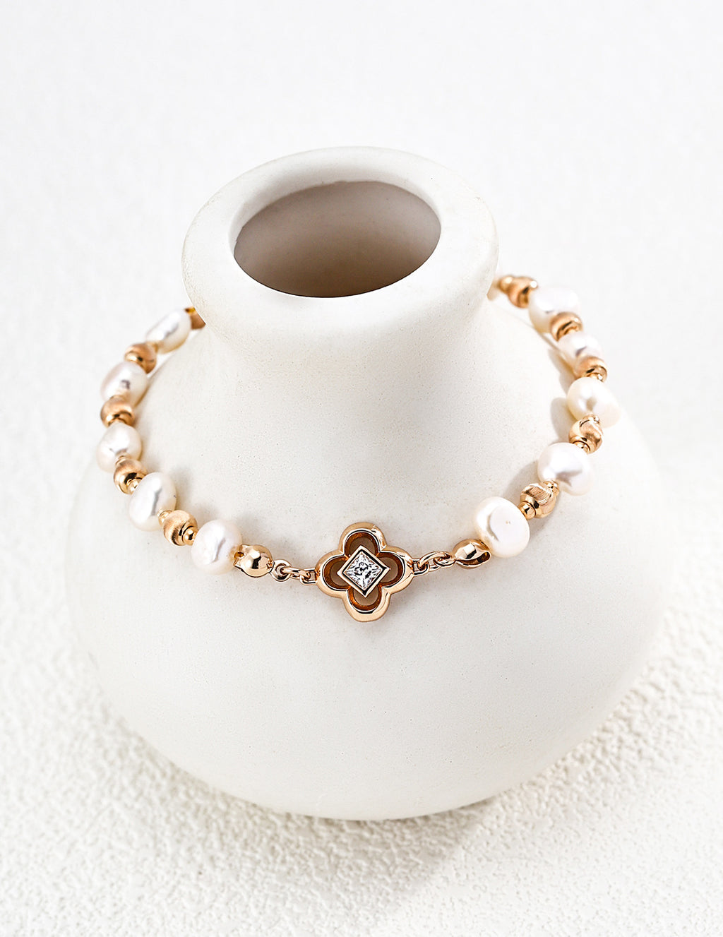 Pearl Clover Bracelet | S925 Silver & Natural Pearl Vintage Gold