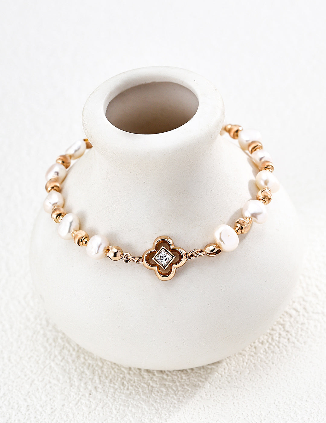 Pearl Clover Bracelet | S925 Silver & Natural Pearl Vintage Gold
