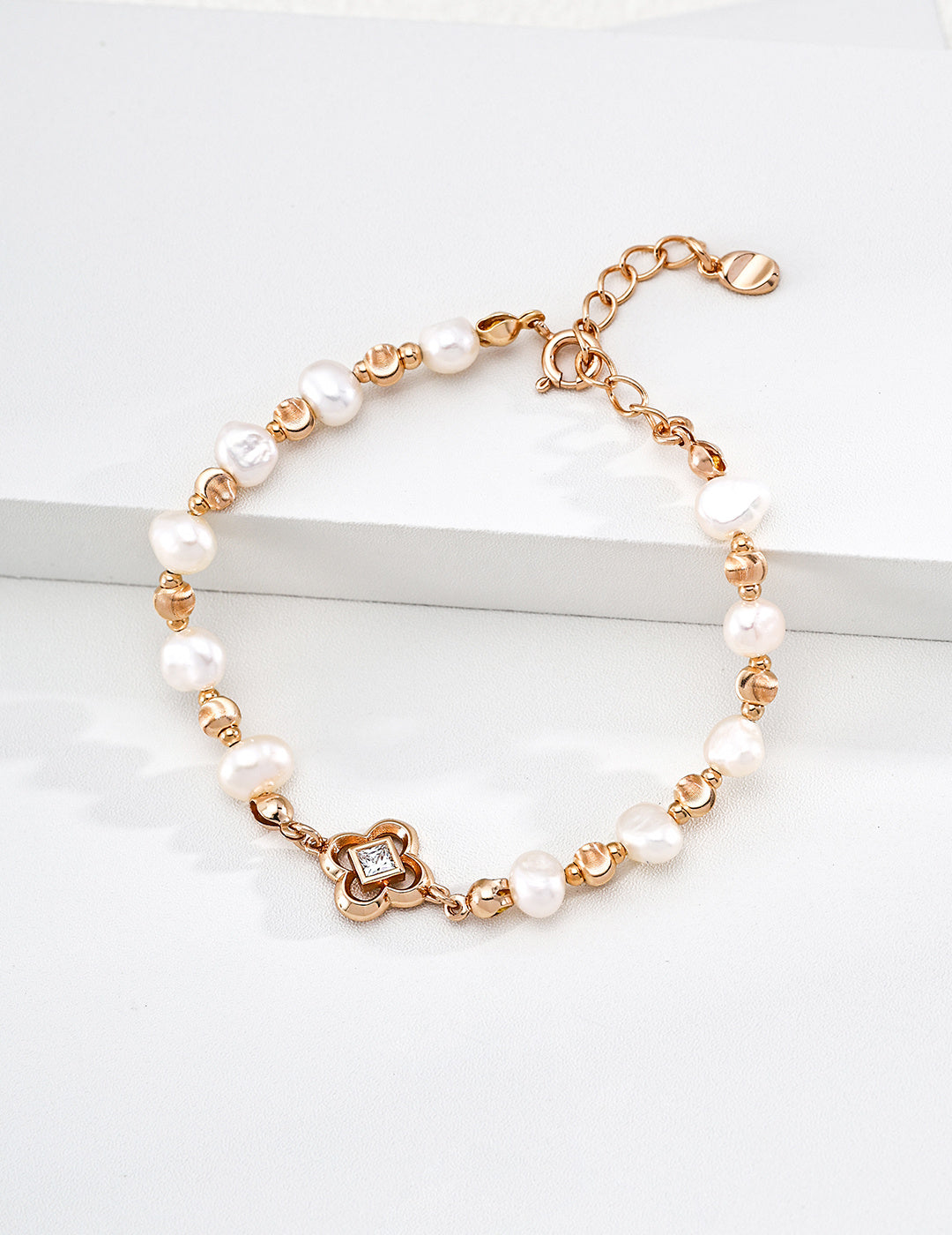 Pearl Clover Bracelet | S925 Silver & Natural Pearl Vintage Gold